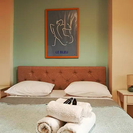 Kalimera- Jordan's Apartment