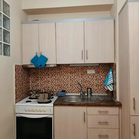 Kalimera- Jordan's Apartment